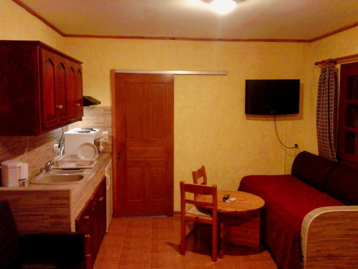 Sunrise Apartments Палекастрон Экстерьер фото