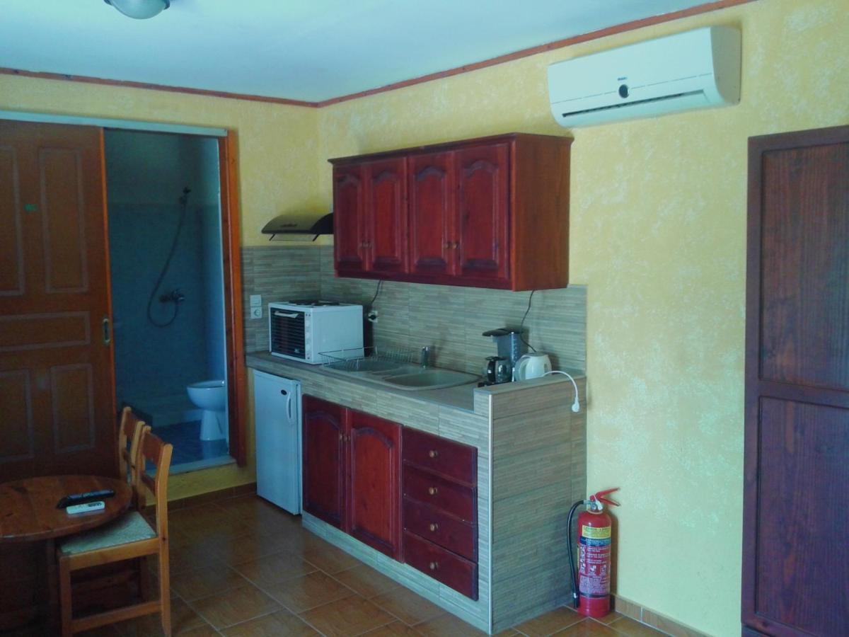 Sunrise Apartments Палекастрон Экстерьер фото