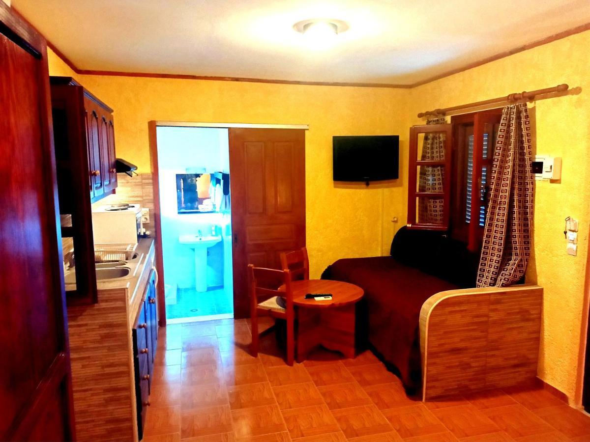 Sunrise Apartments Палекастрон Экстерьер фото